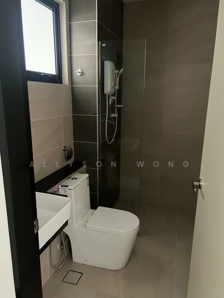 Service Residence for Rent at 2Rio Residence @ Bandar Puteri Puchong - Allyson Wong - Bathroom - PropertyGuru.com.my