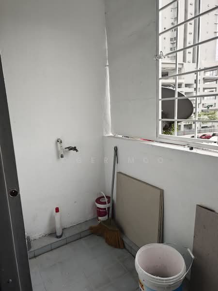 Pangsapuri untuk Disewa di Block 42 Taman Teratai Mewah - Roger Moo - Exterior - PropertyGuru.com.my