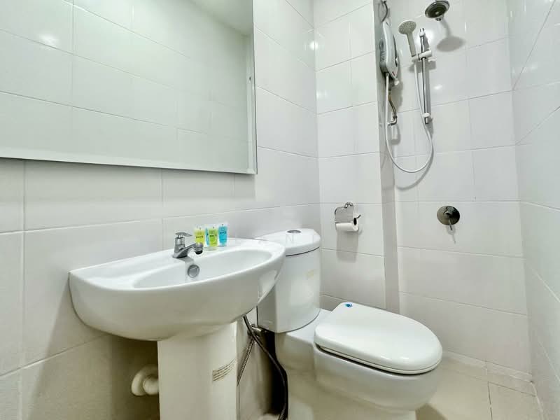 Condominium for Sale at Medini Signature - Yoland . - Bathroom - PropertyGuru.com.my