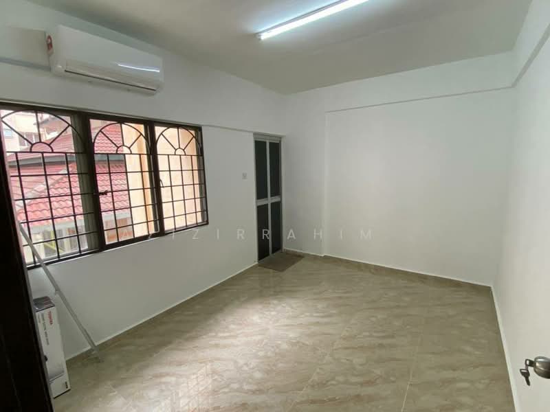 Condominium for Rent at Kenaria Condominium - Azizirrahim . - Interior - PropertyGuru.com.my