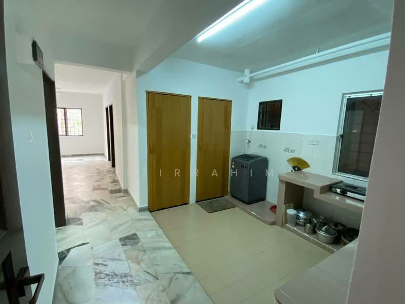 Condominium for Rent at Kenaria Condominium - Azizirrahim . - Kitchen - PropertyGuru.com.my