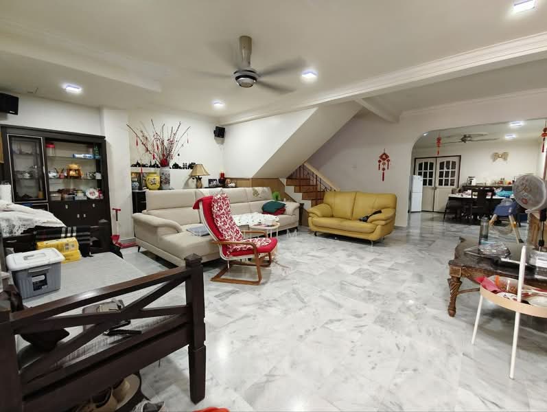 2-storey Terraced House for Sale in Taman Bukit Indah (Ulu Kelang) - HjLim . - Living Room - PropertyGuru.com.my
