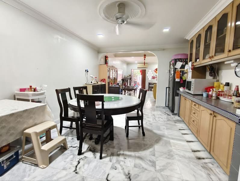 2-storey Terraced House for Sale in Taman Bukit Indah (Ulu Kelang) - HjLim . - Dining Room - PropertyGuru.com.my