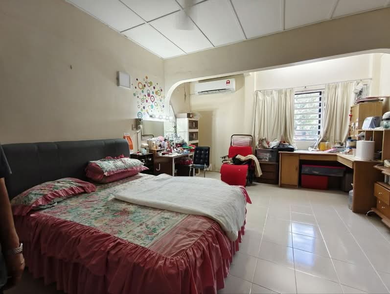 2-storey Terraced House for Sale in Taman Bukit Indah (Ulu Kelang) - HjLim . - Bedroom - PropertyGuru.com.my