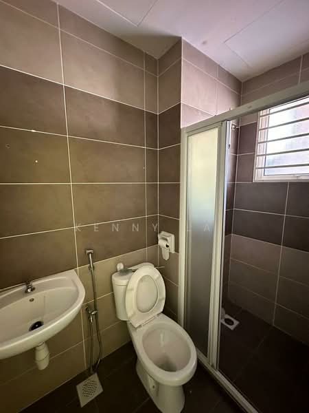 Townhouse for Sale in Bandar Sungai Long (Selangor) - Kenny Lai - Bathroom - PropertyGuru.com.my