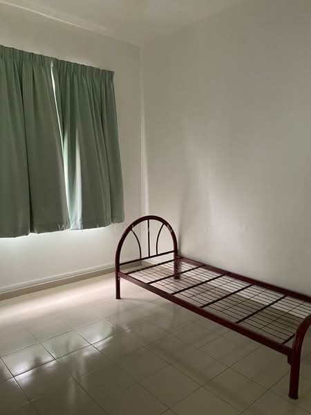 Pangsapuri untuk Disewa di Taman Bukit Dumbar - William Lim - Bedroom - PropertyGuru.com.my