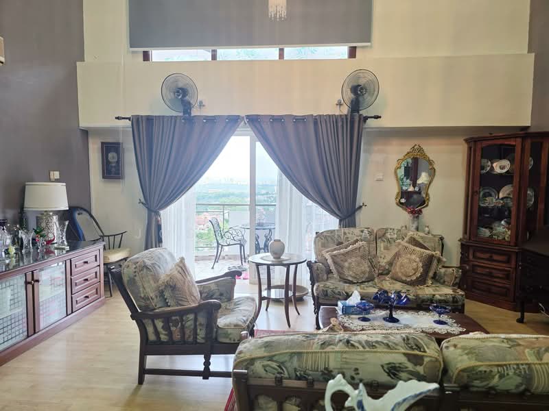 Kondominium untuk Dijual di Kemuncak Shah Alam - Joseph Chan - Living Room - PropertyGuru.com.my