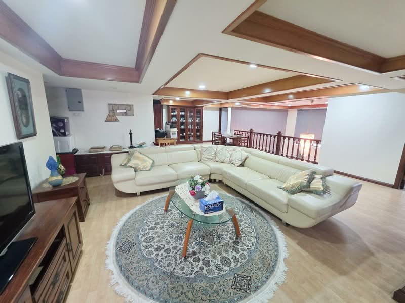 Kondominium untuk Dijual di Kemuncak Shah Alam - Joseph Chan - Living Room - PropertyGuru.com.my