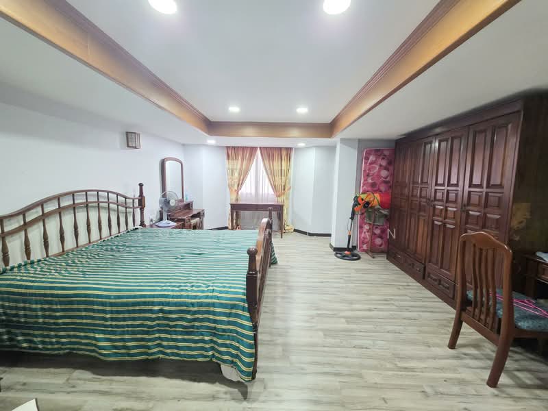 Kondominium untuk Dijual di Kemuncak Shah Alam - Joseph Chan - Bedroom - PropertyGuru.com.my