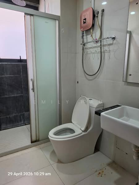 Condominium for Rent at Bay Point @ Country Garden Danga Bay - Emily Hau - Bathroom - PropertyGuru.com.my