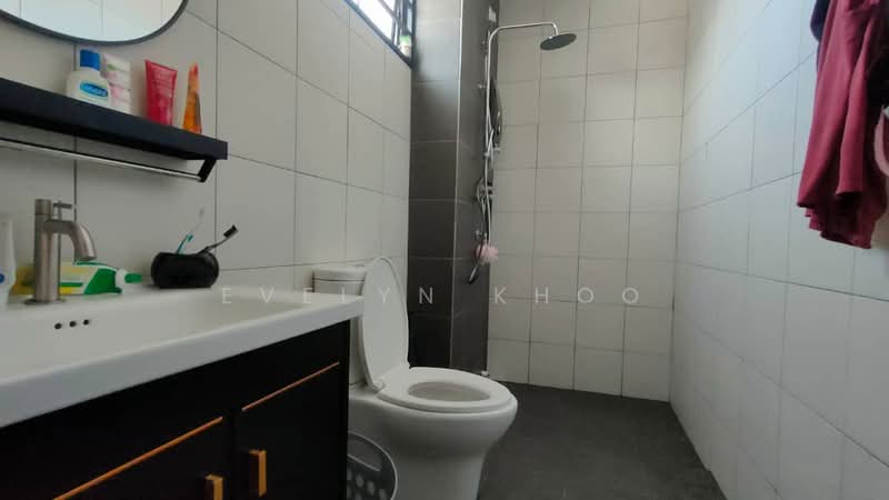 2-storey Terraced House for Sale in Rawang (Selangor) - Evelyn Khoo - Bathroom - PropertyGuru.com.my