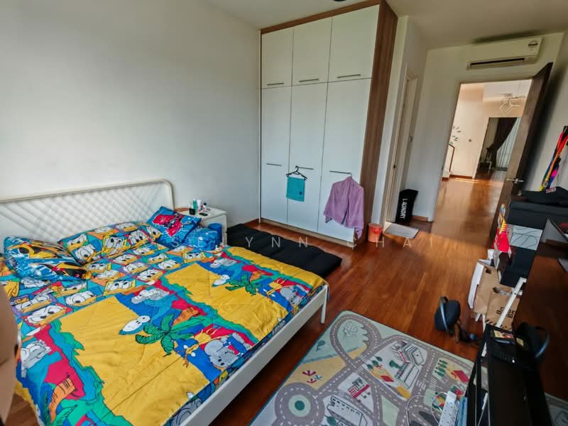 Bungalow House for Sale in Senibong Cove (Masai) - Roselynn Chai - Bedroom - PropertyGuru.com.my