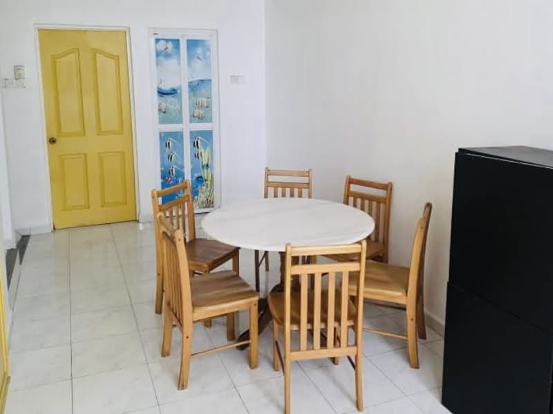 Townhouse for Sale in Kampung Sungai Nibong (Bayan Lepas) - Kent Lai - Dining Room - PropertyGuru.com.my