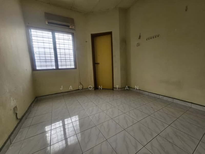 2-storey Terraced House for Sale in Taman Wawasan (Puchong) - Jason Tan - Interior - PropertyGuru.com.my