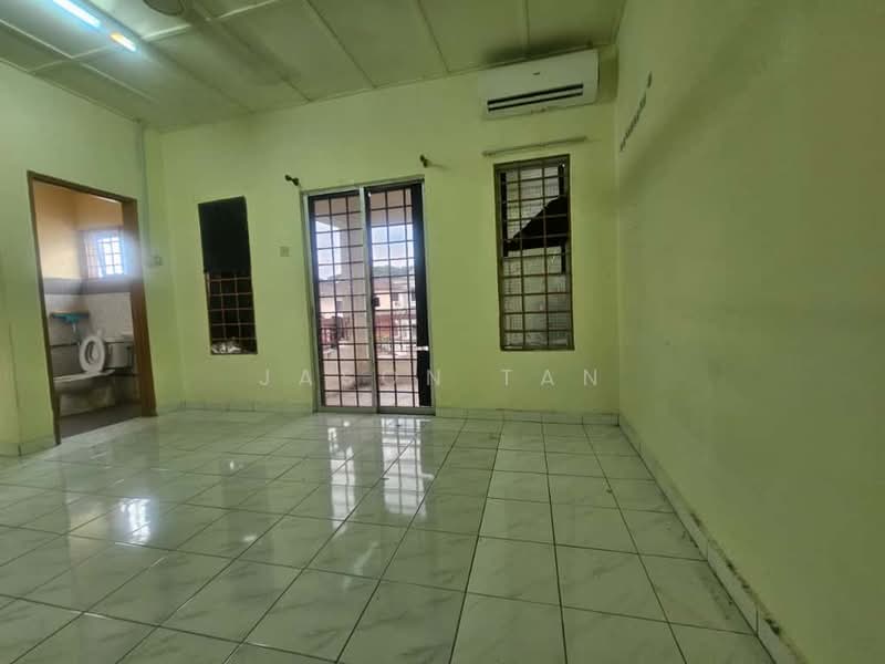 2-storey Terraced House for Sale in Taman Wawasan (Puchong) - Jason Tan - Interior - PropertyGuru.com.my