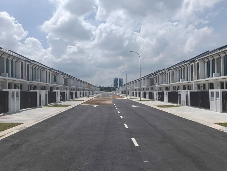 Rumah Teres 2 Tingkat untuk Dijual di Iskandar Puteri (Nusajaya) (Johor) - Albert Liew - Exterior - PropertyGuru.com.my