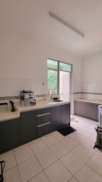 Servis Apartment untuk Dijual di Metropolitan Square - SC Chen - Kitchen - PropertyGuru.com.my