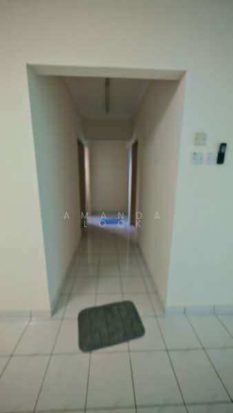 Pangsapuri untuk Disewa di Pangsapuri Saraka - Amanda Lock - Corridor - PropertyGuru.com.my