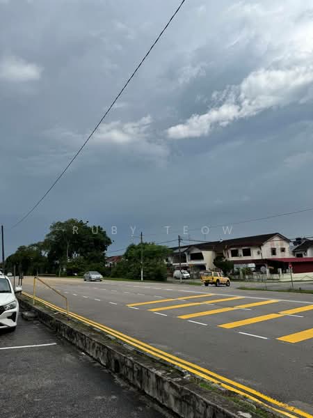Shop for Rent in Taman Johor Jaya (Johor Bahru) - Ruby Teow - Exterior - PropertyGuru.com.my