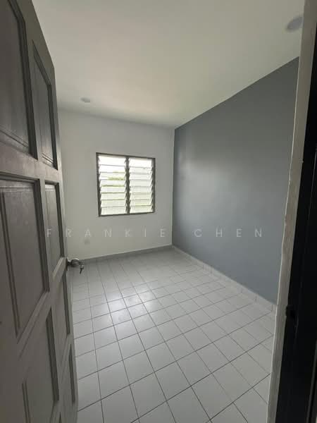 Rumah Flat untuk Dijual di Bandar Baru Permas Jaya - Frankie Chen - Interior - PropertyGuru.com.my