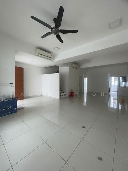 Rumah Teres 2 Tingkat untuk Dijual di Tropicana Heights (Kajang) - Andrew Neoh - Living Room - PropertyGuru.com.my