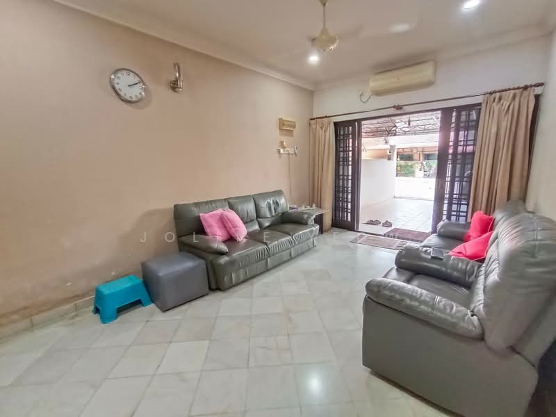 1-storey Terraced House for Sale in Ipoh (Perak) - Joline YEOW - Living Room - PropertyGuru.com.my