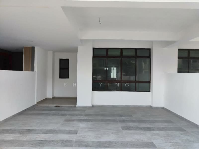 2-storey Terraced House for Sale in Taman Bestari Indah (Ulu Tiram) - Shu Ying - Entrance - PropertyGuru.com.my