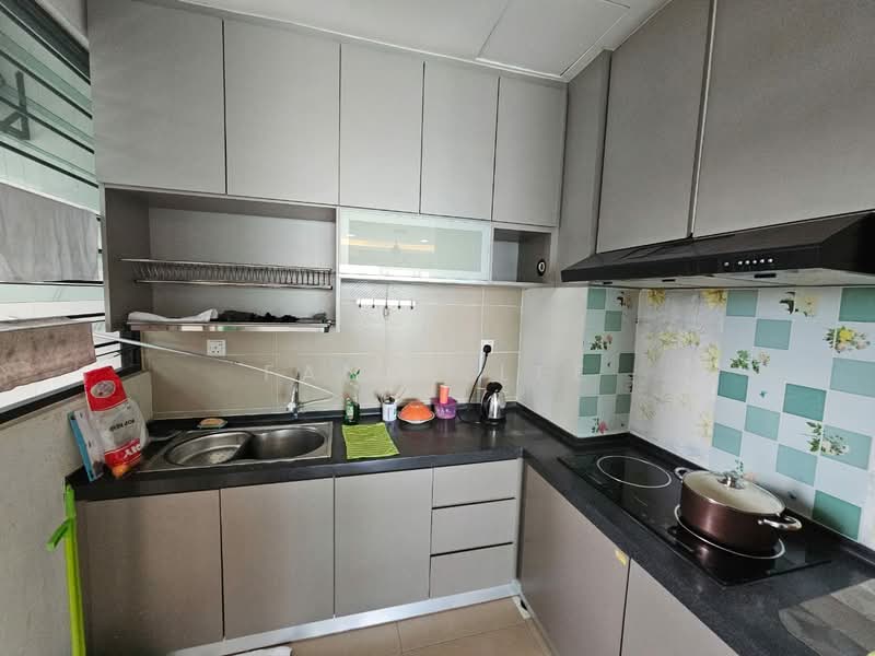 Condominium for Rent at Skyvilla @ D'Island - Fanny Lee - Kitchen - PropertyGuru.com.my