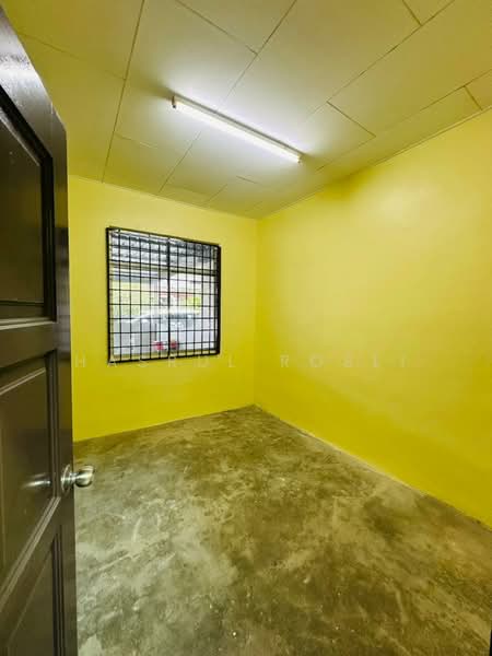 Rumah Teres 1 Tingkat untuk Dijual di Taman Desa Aman (Sungai Lalang) - Hasrul Rosli - Interior - PropertyGuru.com.my