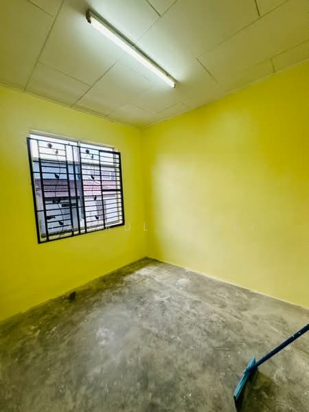 Rumah Teres 1 Tingkat untuk Dijual di Taman Desa Aman (Sungai Lalang) - Hasrul Rosli - Interior - PropertyGuru.com.my