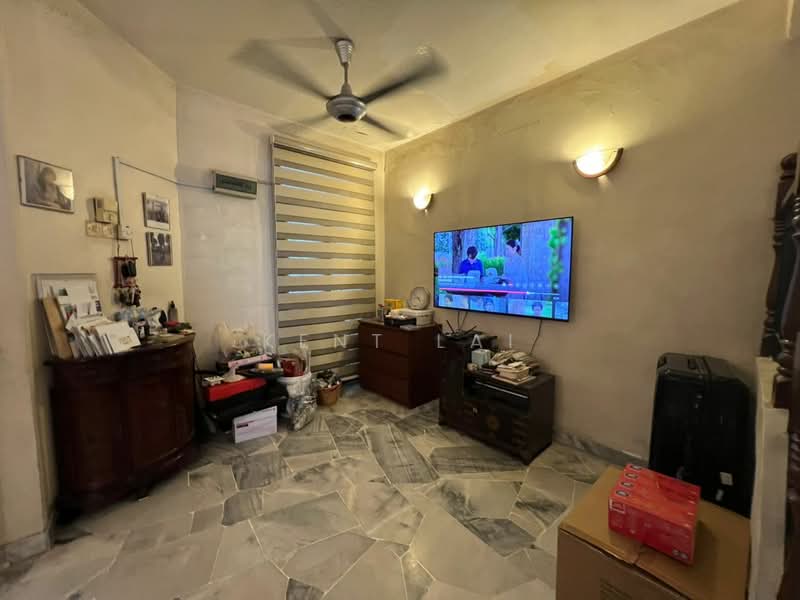 Rumah Teres 2 Tingkat untuk Dijual di Bandar Kinrara Seksyen 1 (Bandar Kinrara) - Kent Lai - Living Room - PropertyGuru.com.my