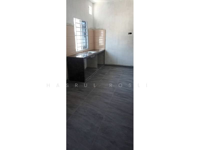 1-storey Terraced House for Sale in Lunas (Kedah) - Hasrul Rosli - Kitchen - PropertyGuru.com.my