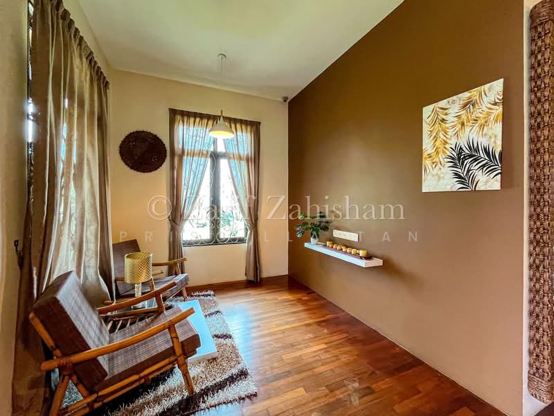 Bungalow for Sale in Shah Alam (Selangor) - Priscilla Tan - Living Room - PropertyGuru.com.my