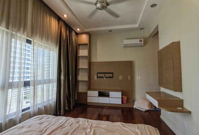 Kondominium untuk Dijual di The LIGHT COLLECTION I - Shirley Beh - Bedroom - PropertyGuru.com.my