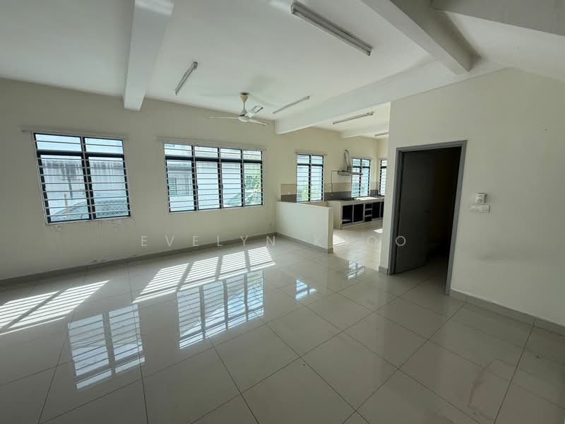 2-storey Terraced House for Sale in Saujana Rawang (Rawang) - Evelyn Khoo - Kitchen - PropertyGuru.com.my