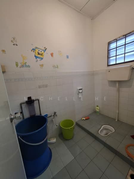2-storey Terraced House for Sale in Bandar Baru Permas Jaya (Permas Jaya) - Michelle He - Bathroom - PropertyGuru.com.my