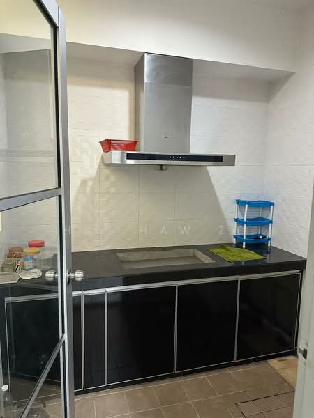 Rumah Teres untuk Dijual di Taman Jelok Impian (Kajang) - Han Haw Ze - Kitchen - PropertyGuru.com.my