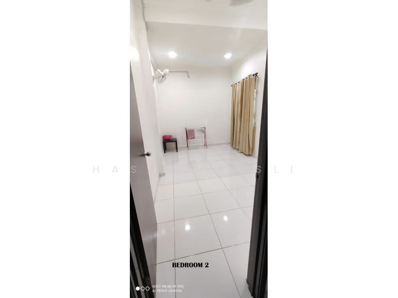 Rumah Teres 1 Tingkat untuk Dijual di Taman Pinggiran Bertam (Kepala Batas) - Hasrul Rosli - Bedroom - PropertyGuru.com.my