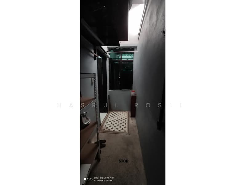Rumah Teres 1 Tingkat untuk Dijual di Taman Pinggiran Bertam (Kepala Batas) - Hasrul Rosli - Corridor - PropertyGuru.com.my