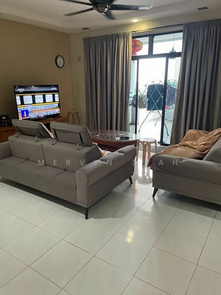 Pangsapuri untuk Dijual di Desa Universiti - Mervyn Seah - Living Room - PropertyGuru.com.my