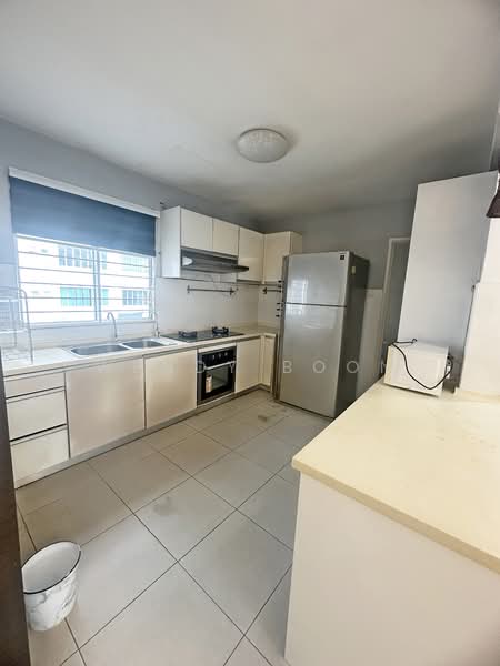 Townhouse for Sale in D'alpinia (Puchong) - Wendy Boon - Kitchen - PropertyGuru.com.my