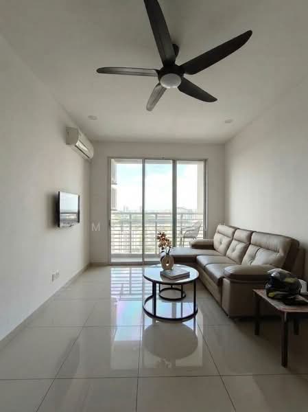 Servis Apartment untuk Disewa di Larkin Heights - Emily Hau - Living Room - PropertyGuru.com.my