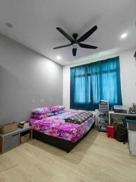 Servis Apartment untuk Disewa di Larkin Heights - Emily Hau - Bedroom - PropertyGuru.com.my