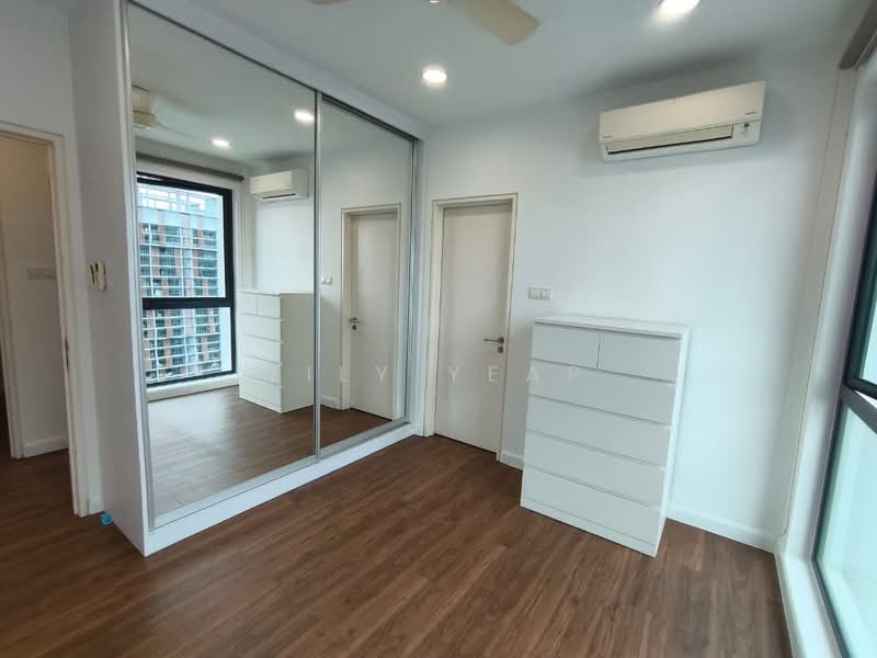 Kondominium untuk Disewa di Ascenda Residence @ Skyarena - Lily Yeap - Bedroom - PropertyGuru.com.my