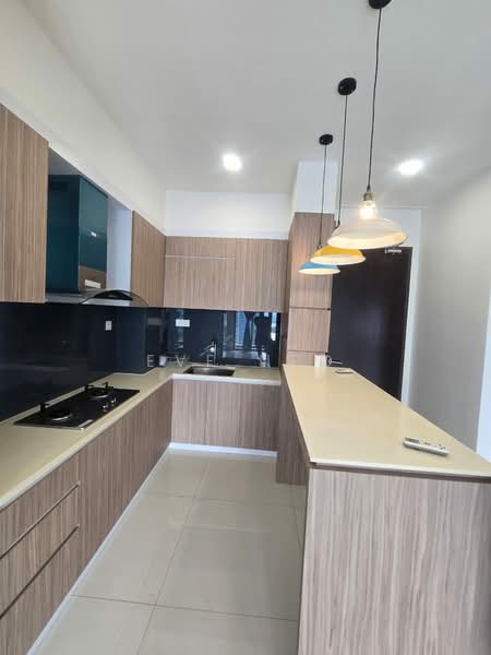 Condominium for Rent at Amberside @ Country Garden Danga Bay - Eve Neo - Kitchen - PropertyGuru.com.my
