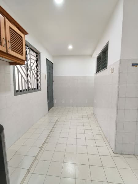Rumah Teres 2-Tingkat untuk Dijual di Bandar Seri Alam (Masai) - Alviss Tay - Kitchen - PropertyGuru.com.my
