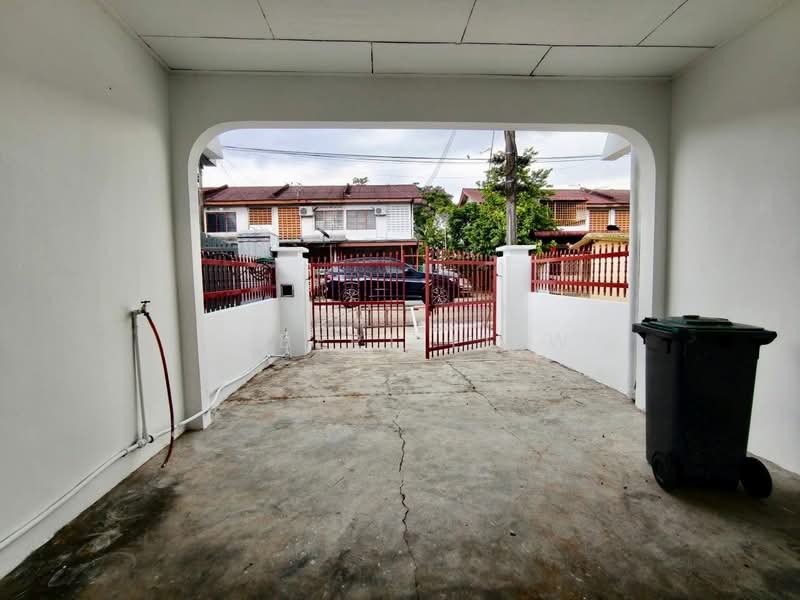 2-storey Terraced House for Sale in Skudai (Johor) - Albert Liew - Exterior - PropertyGuru.com.my
