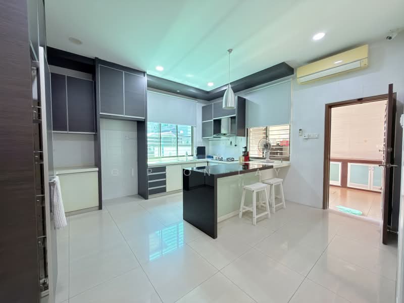 Semi-Detached House for Sale in Taman Kluang Setia (Kluang) - Gipson Lay - PropertyGuru.com.my