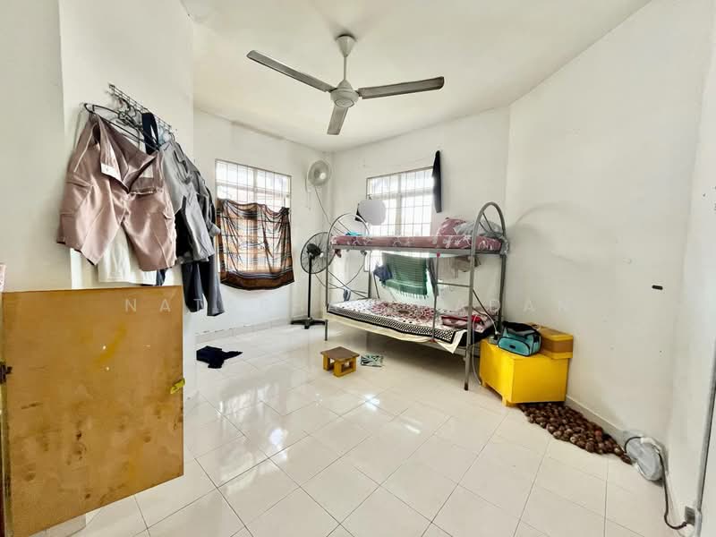 Pangsapuri untuk Dijual di Seri Ixora Apartment - Natasha Shadan - Bedroom - PropertyGuru.com.my