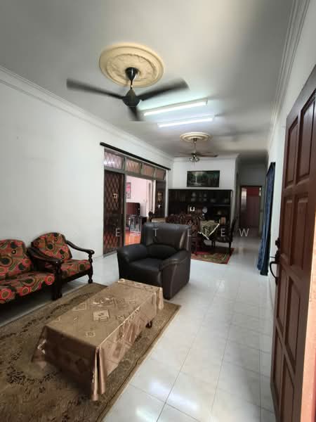 1-storey Terraced House for Sale in Senai (Johor) - Albert Liew - Living Room - PropertyGuru.com.my